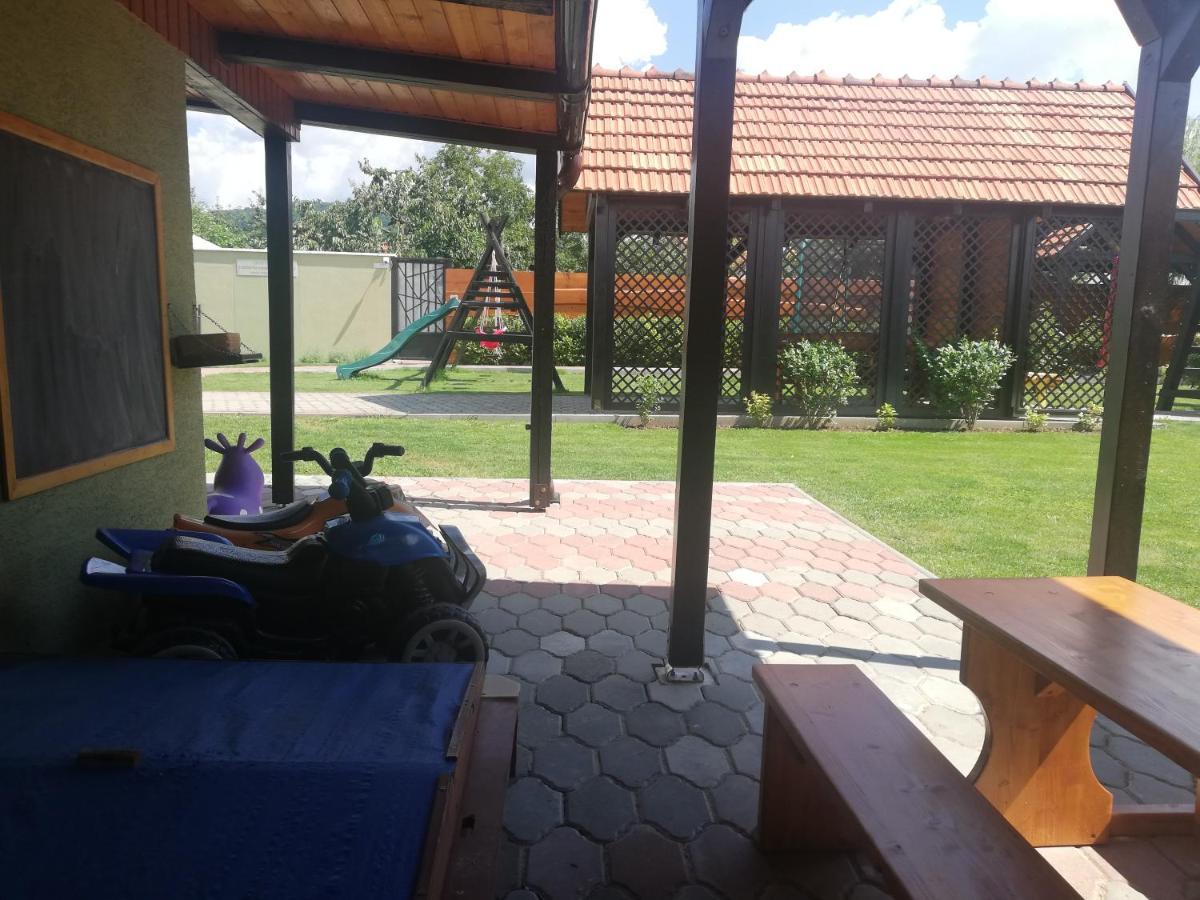 Penzion Kozak B&B Sebedražie Extérieur photo