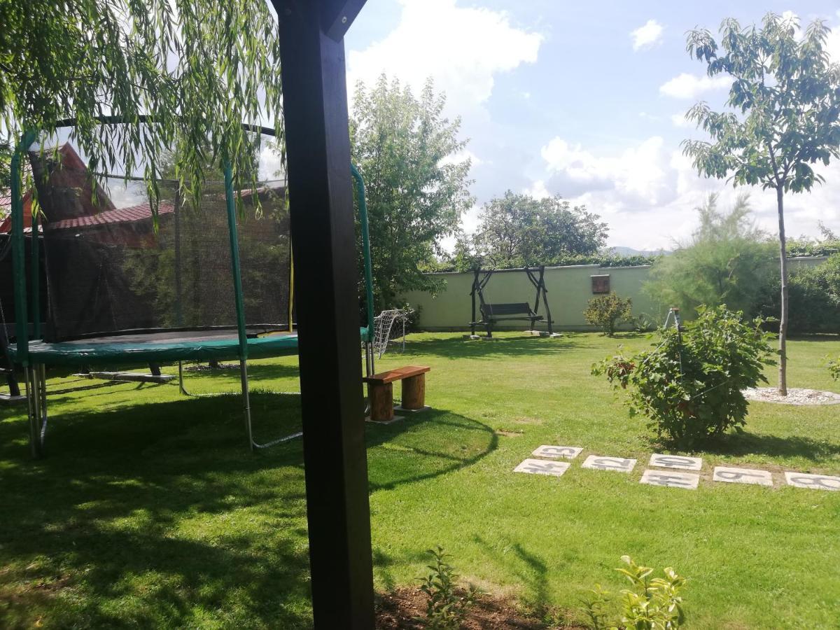 Penzion Kozak B&B Sebedražie Extérieur photo