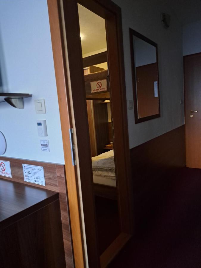 Penzion Kozak B&B Sebedražie Extérieur photo