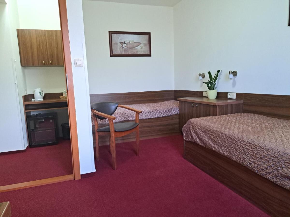 Penzion Kozak B&B Sebedražie Extérieur photo