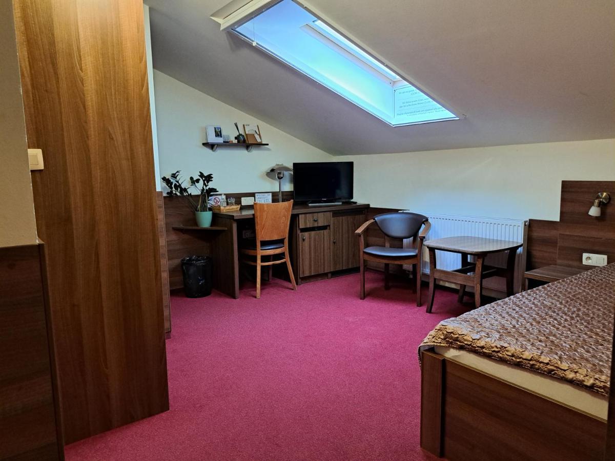 Penzion Kozak B&B Sebedražie Extérieur photo